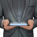 Ecologia ed Efficienza: Come il Passaggio al Digitale Riduce l'Impatto Ambientale delle Aziende